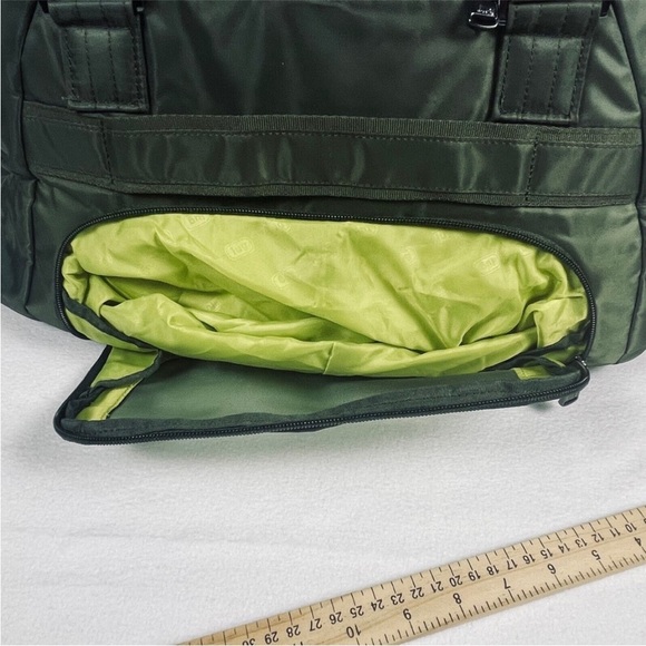 Lug Propeller Quilted Duffel Bag w/Strap Olive Green Travel Overnight Carry-on - Picture 16 of 16